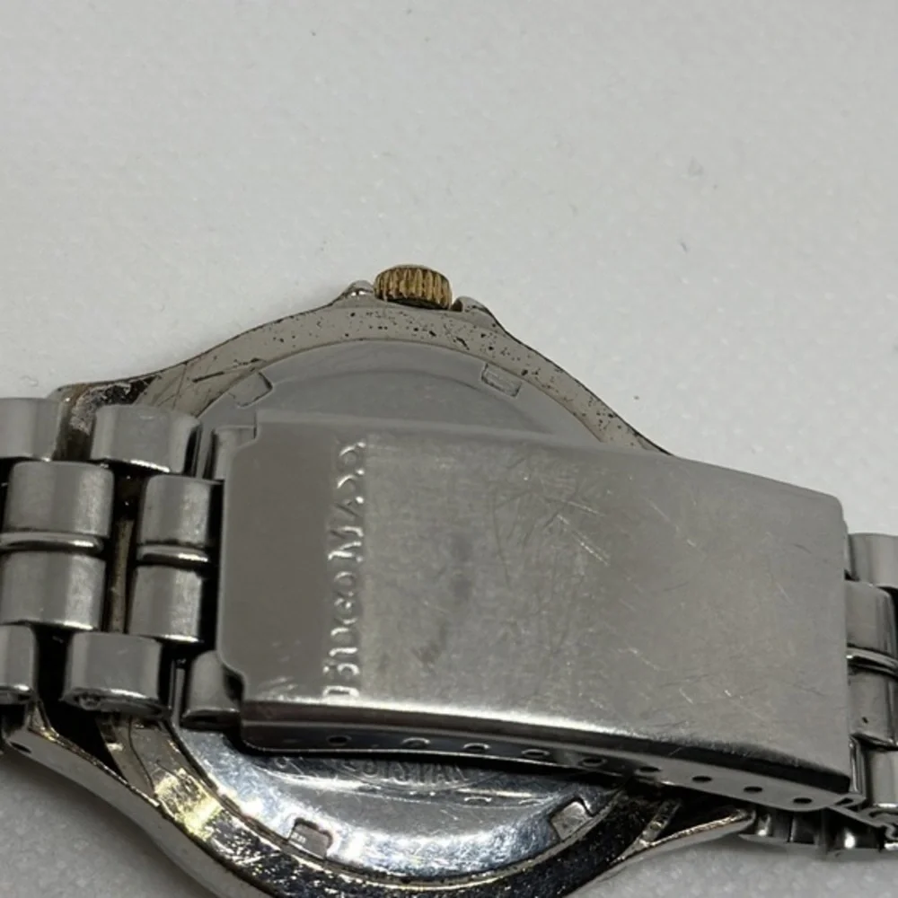 Hugo Maxx Men's Dress Watch. Calendar‎ On Face. Gold Accents​​​​​​​​​​